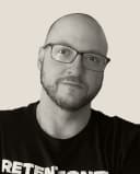 Headshot of Robb Clarke