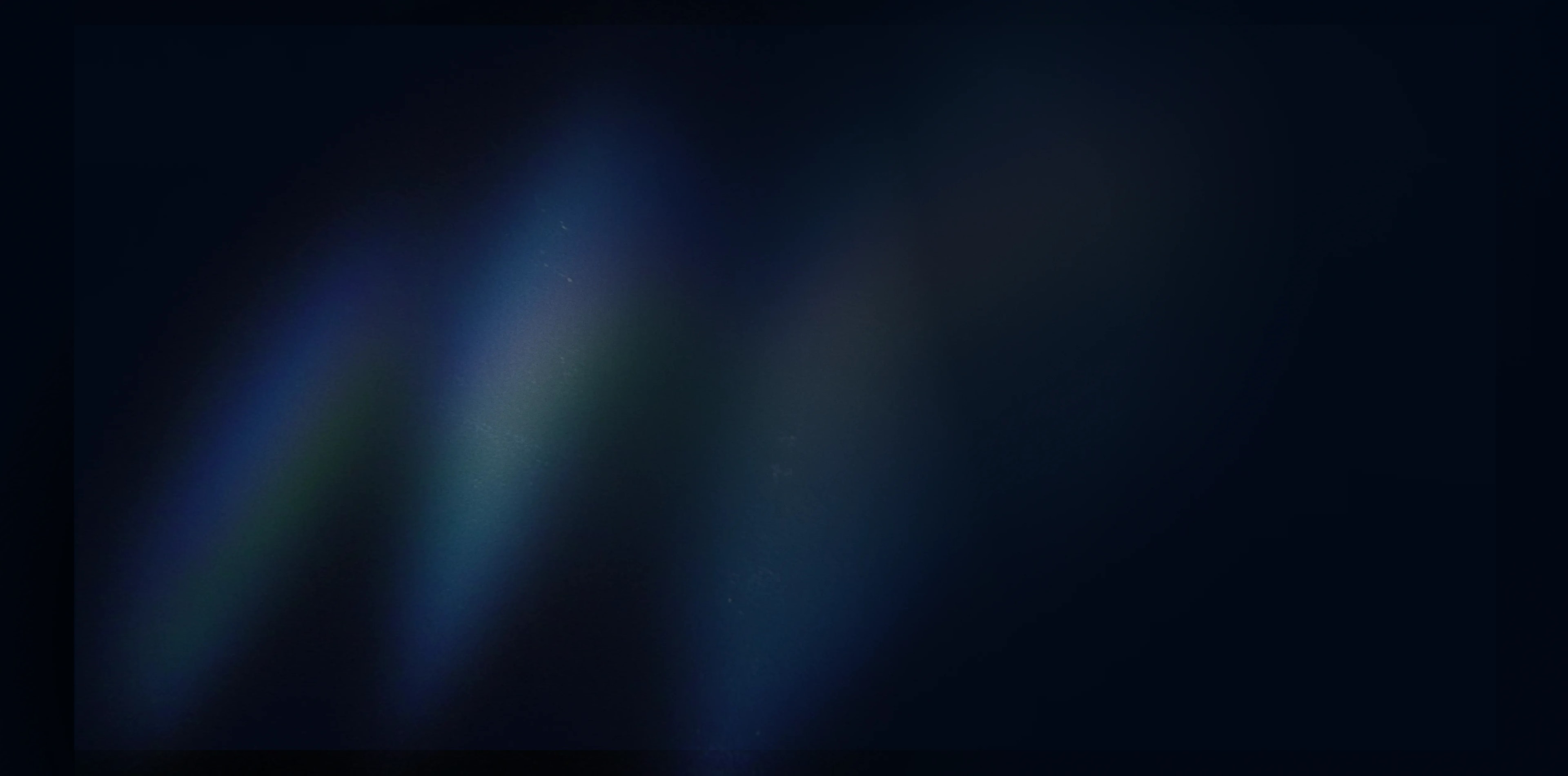 Train Fin hero background