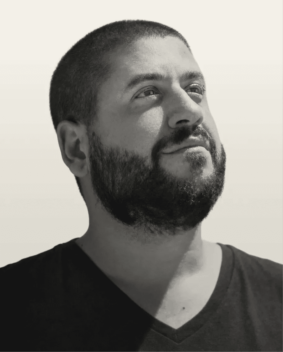 Headshot of Angelo Livanos